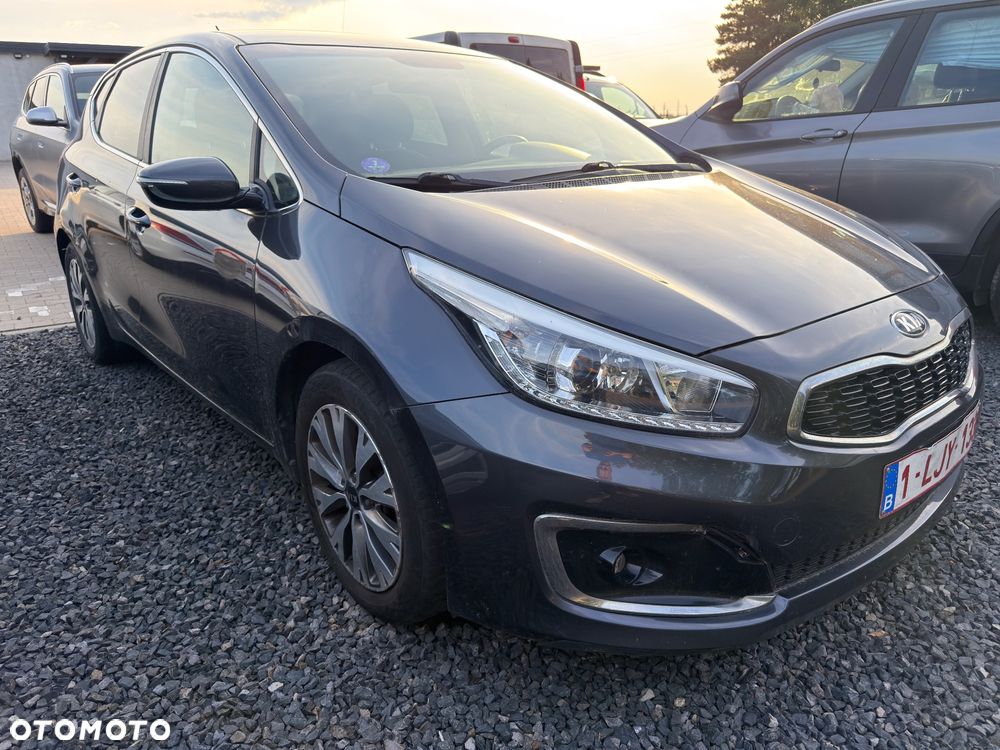 Kia Ceed 1.4 CVVT UEFA EURO 2016 - 2