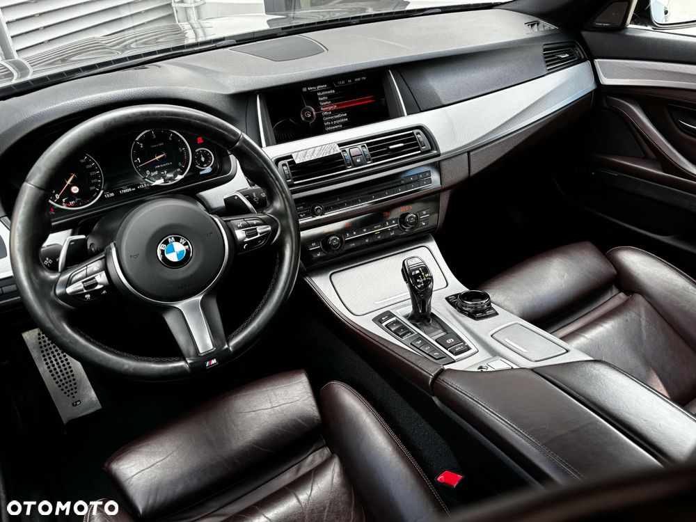 BMW Seria 5 M550d xDrive - 35