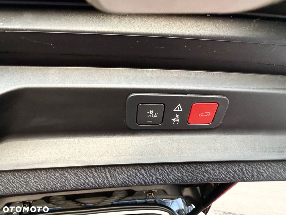 Peugeot 5008 BlueHDi 120 EAT6 Allure - 15