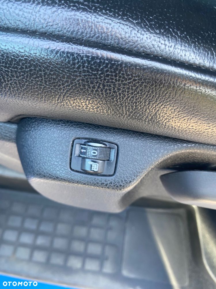 Opel Vivaro - 11
