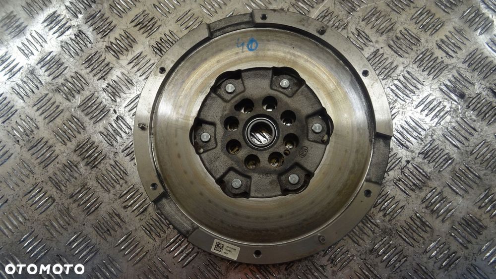 renault oe 302059239r 123101516r nr40 - 8