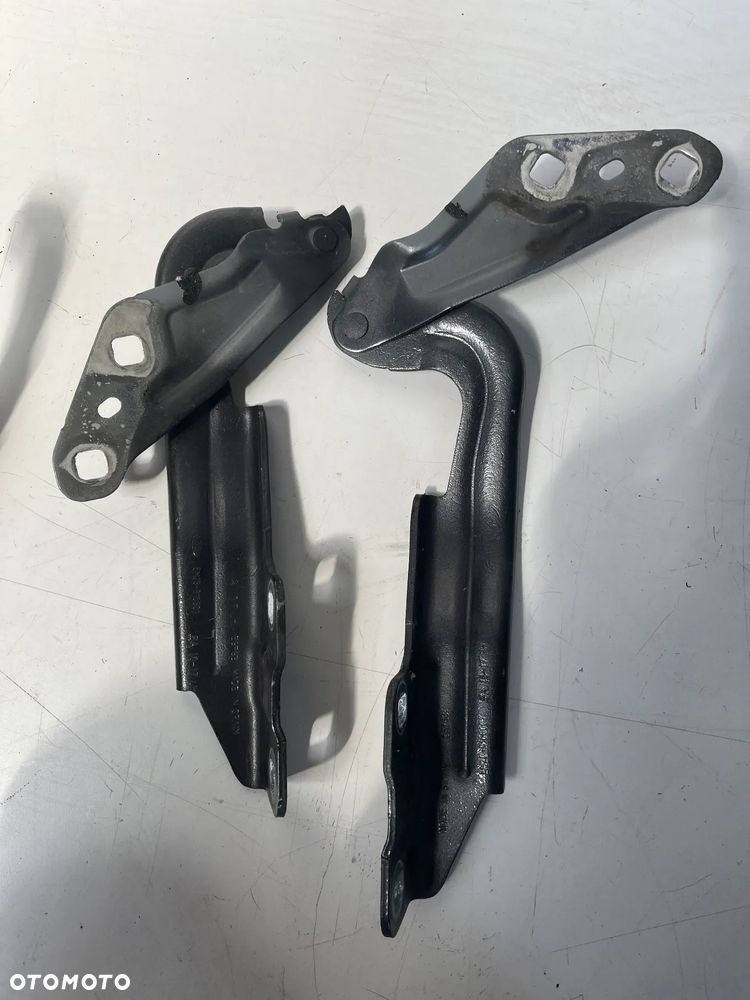 Prawy/Lewy zawias maski FORD GALAXA S-MAX EM2BR16801 2.0L diesel - 1