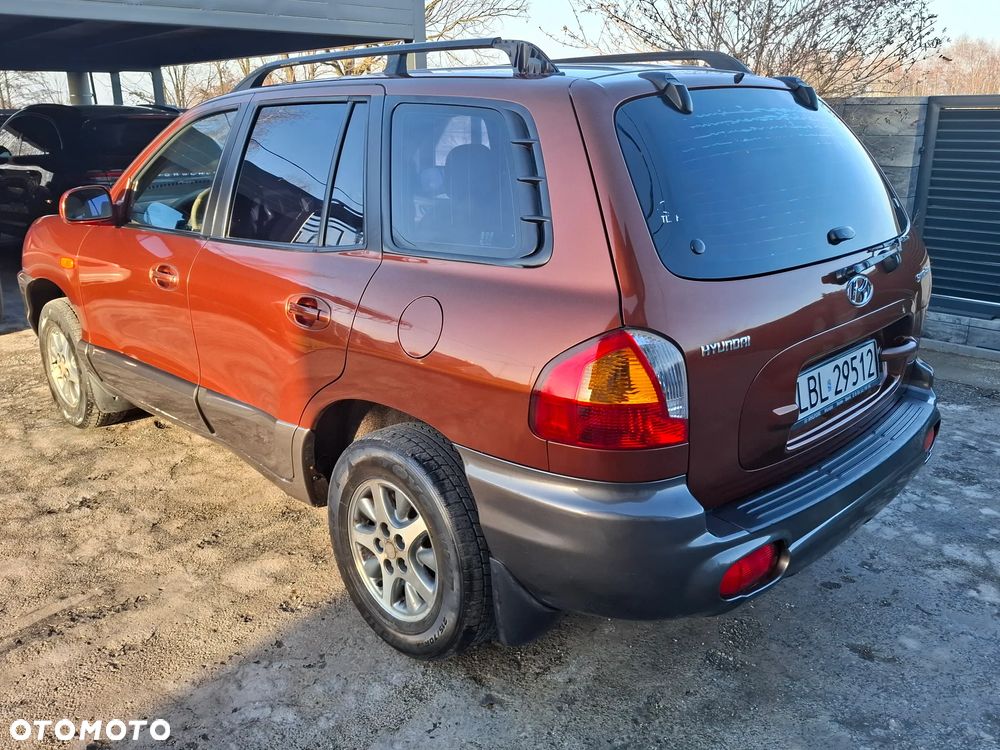 Hyundai Santa Fe - 3