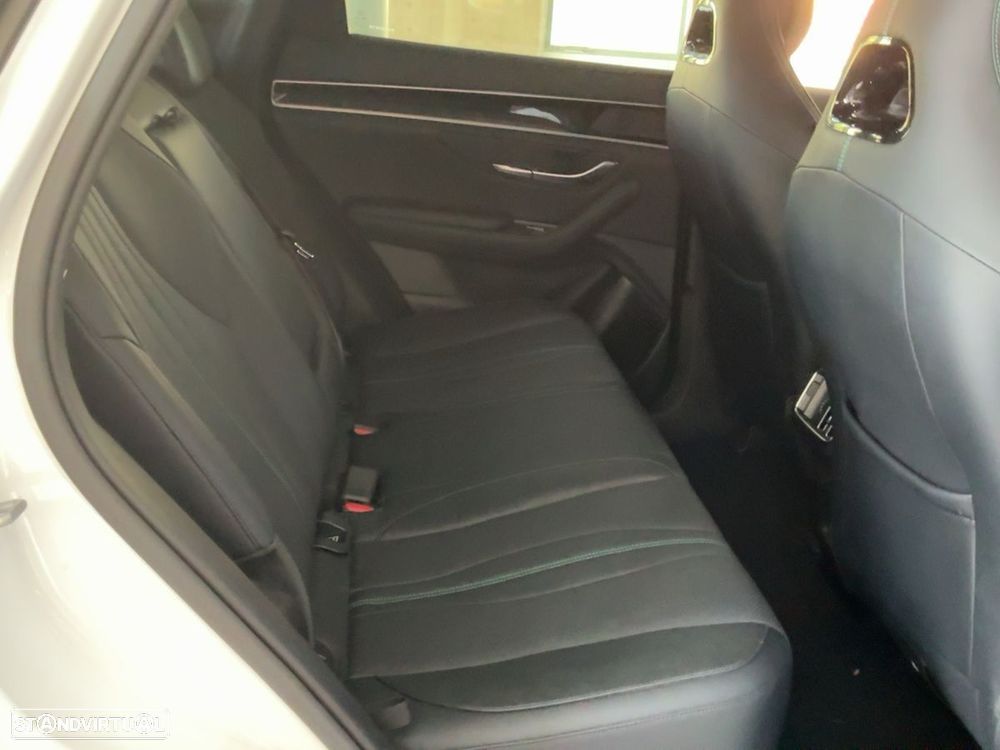 BYD Seal U - 8