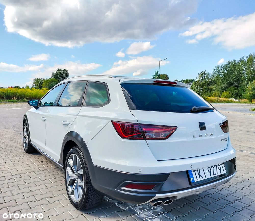 Seat Leon 2.0 TDI DPF Start&Stop DSG XCELLENCE - 5