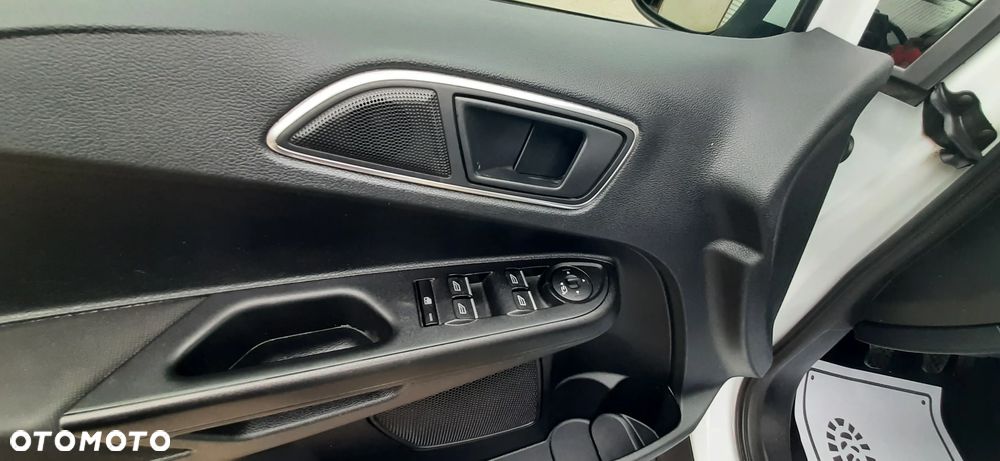 Ford B-MAX - 34