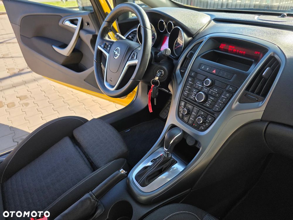Opel Astra - 18