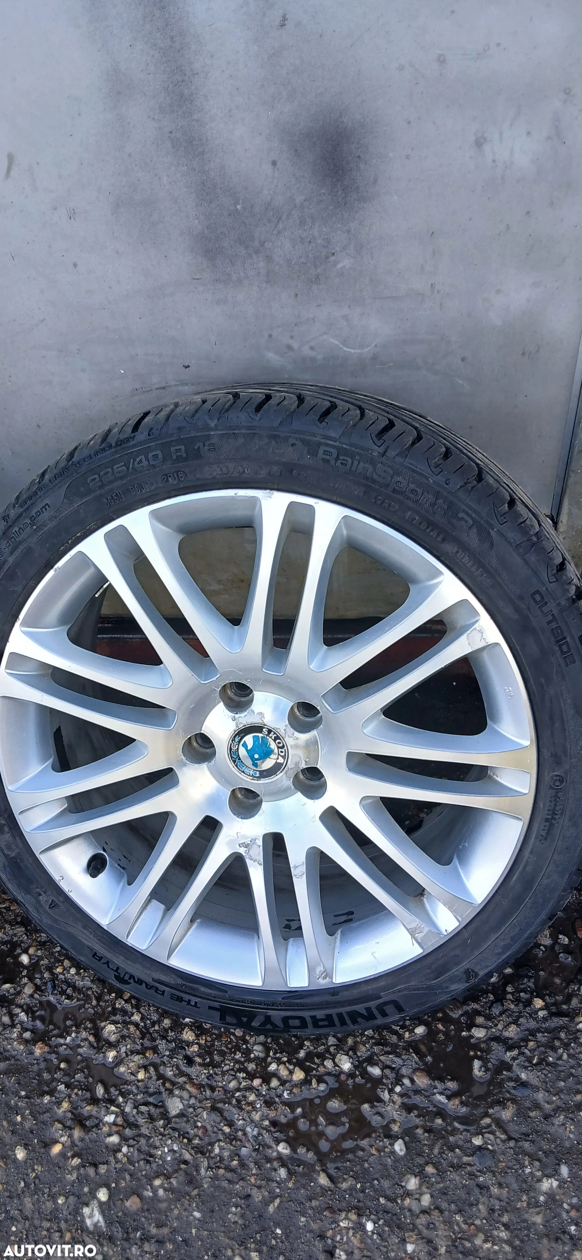 Jante aluminiu Skoda Superb 225/40R18 2012 - 9
