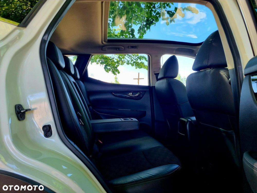 Nissan Qashqai 1.2 DIG-T Tekna - 12