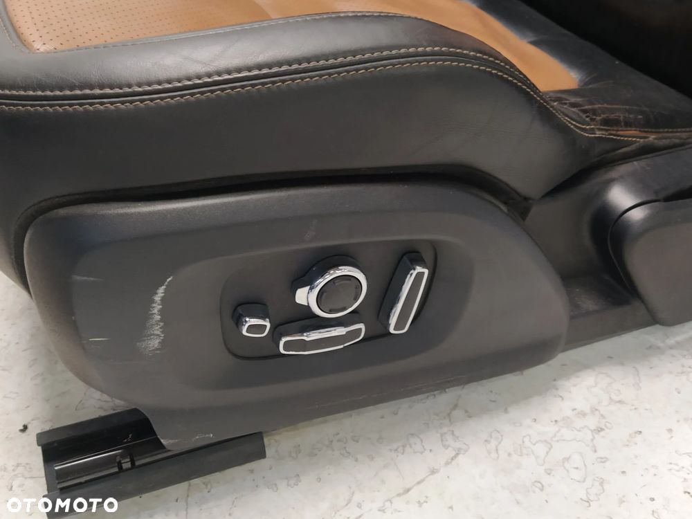 JAGUAR XJ XJR X351 FOTELE LEWA PRAWA PRZÓD PRZEDNIE KANAPA TYŁ TYLNA PODGRZEWANE WENTYLOWANE ELEKTRYCZNE PAMIĘĆ BOCZKI DRZWI KOMPLET ZNACZEK R ORYGINAŁ - 20