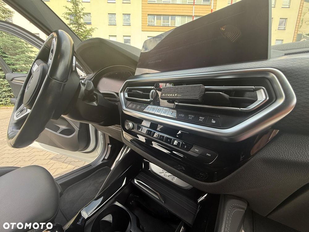 BMW X4 xDrive20i mHEV M Sport sport - 24