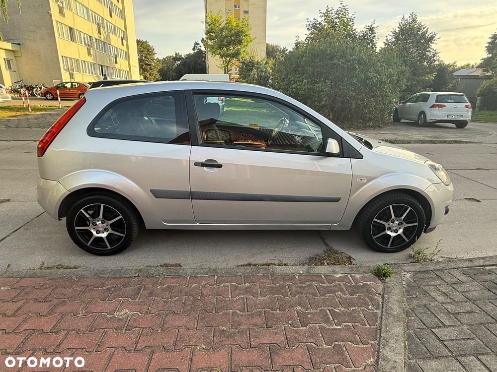Ford Fiesta 1.3 Style - 6