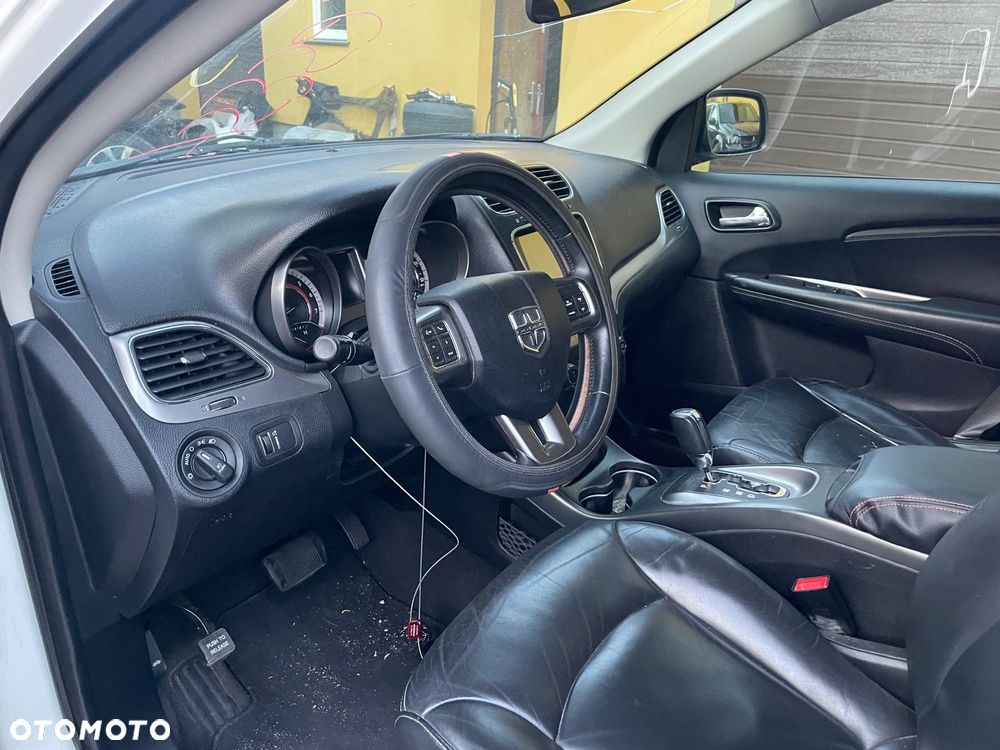 Dodge Journey - 25