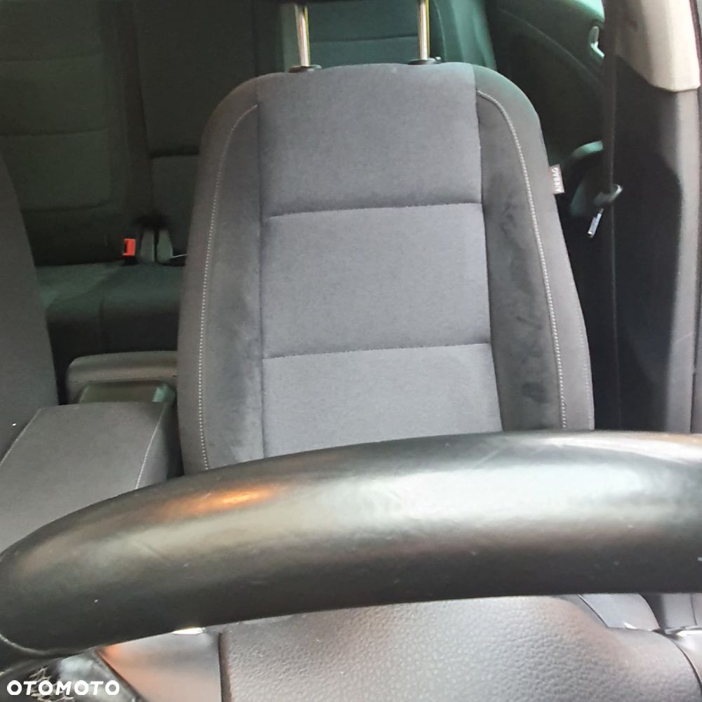 Volkswagen Golf Plus 1.6 TDI Comfortline DSG - 25