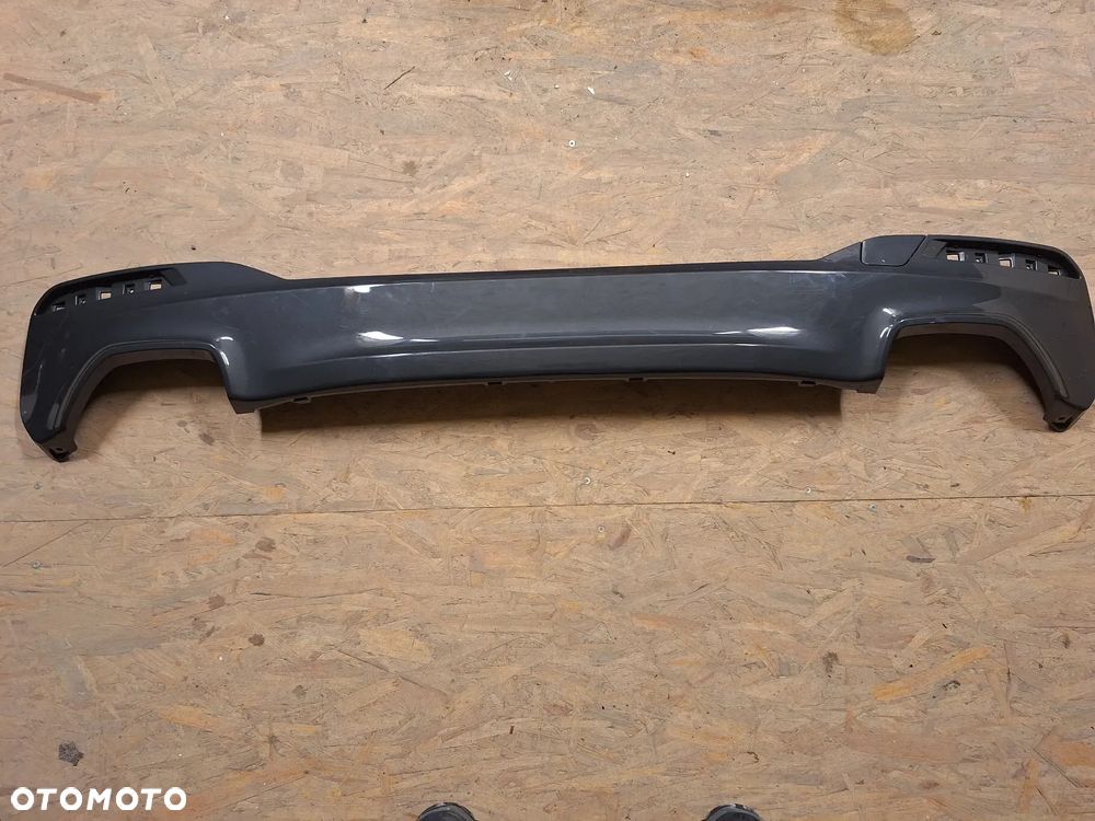 Dyfuzor tylnego zderzaka M. Bmw G30 51128064718