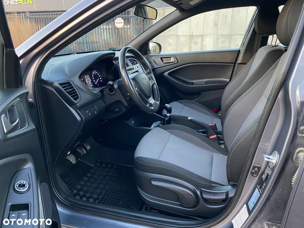 Hyundai i20 1.2 Comfort - 29