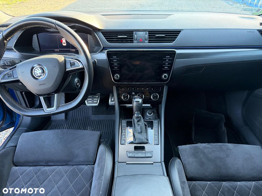 Skoda Superb 2.0 TDI 4x4 Sportline DSG - 9