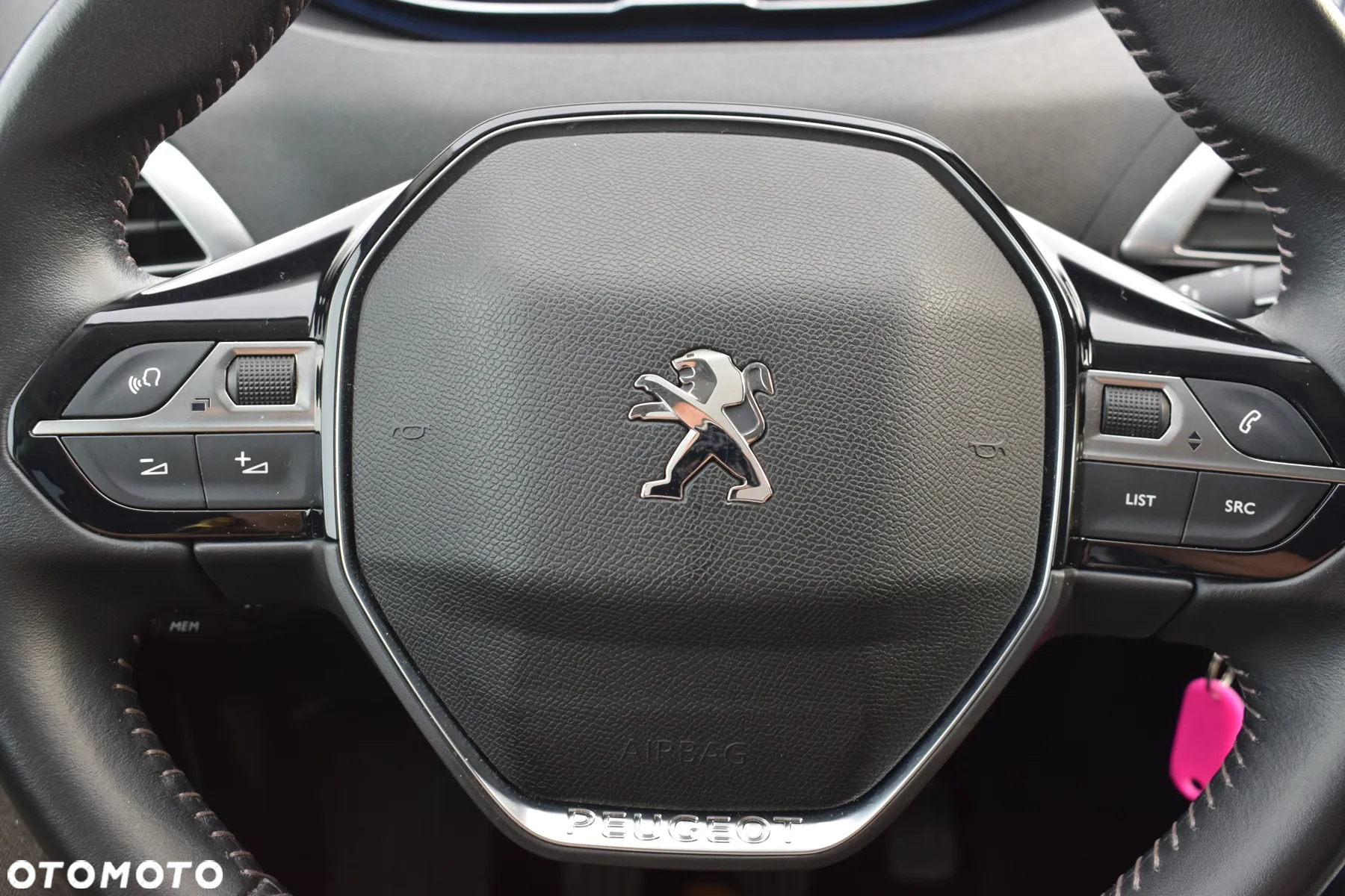 Peugeot 3008 1.2 PureTech Allure Pack S&S - 21
