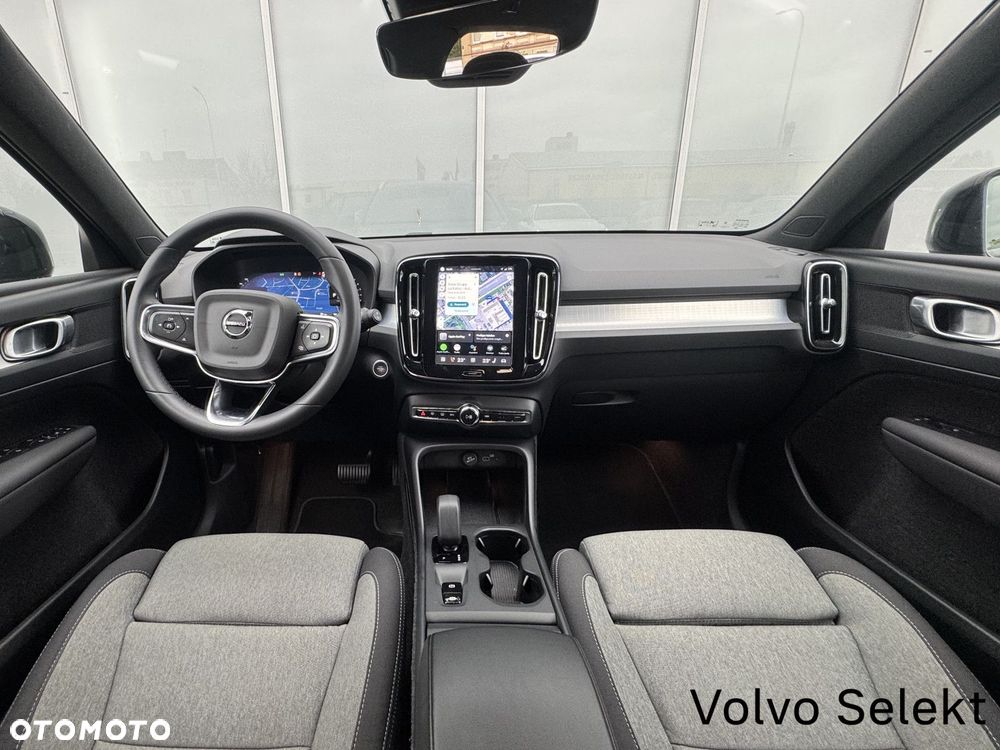 Volvo XC 40 - 30