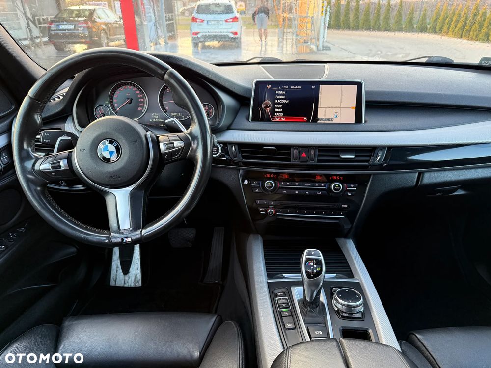 BMW X5 M M50d - 14