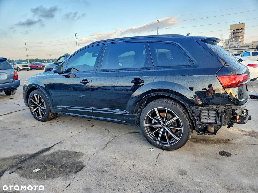 Audi Q7 3.0 TFSI Quattro Tiptronic - 5