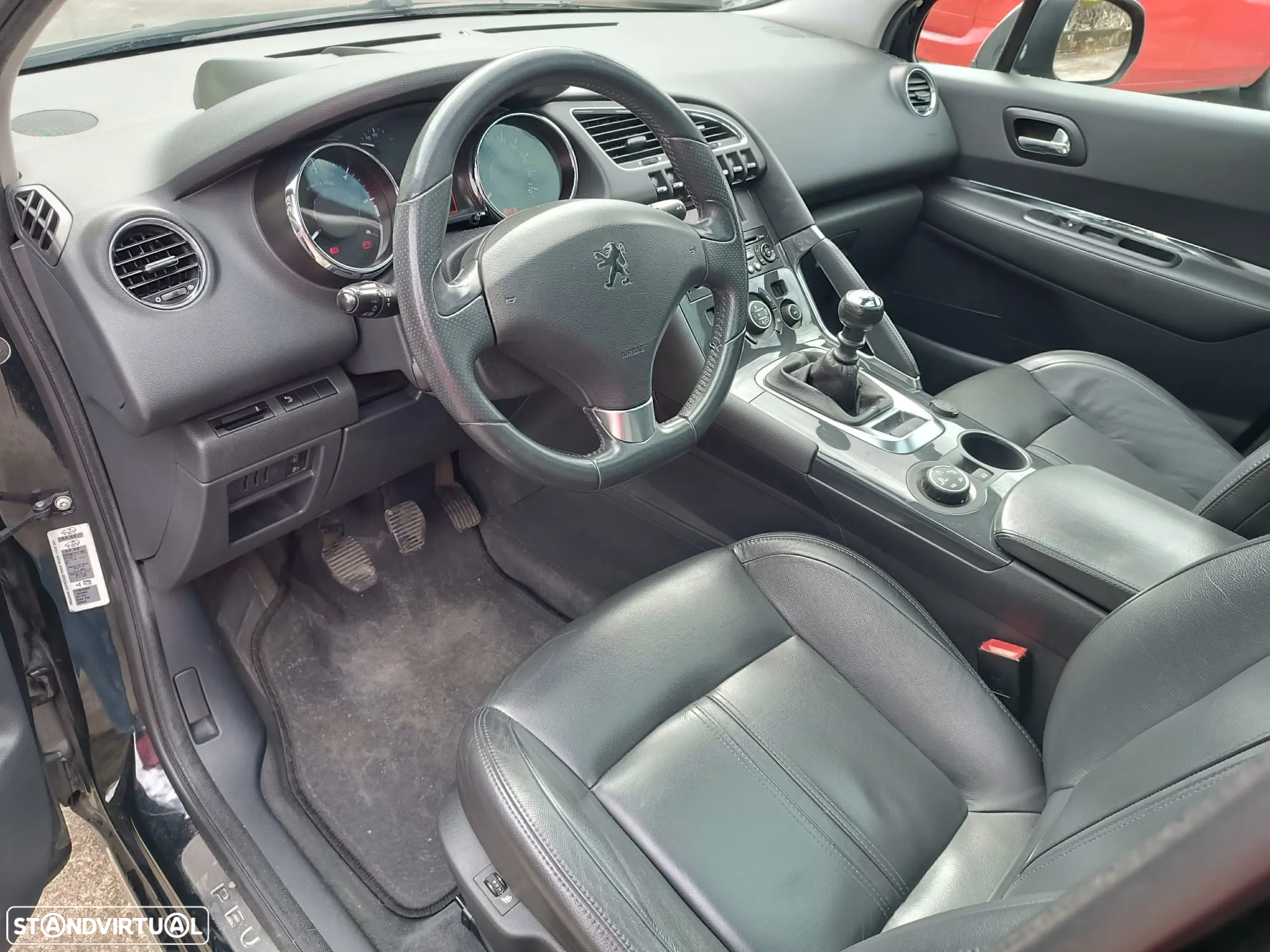 Peugeot 3008 1.6 HDi Executive - 11