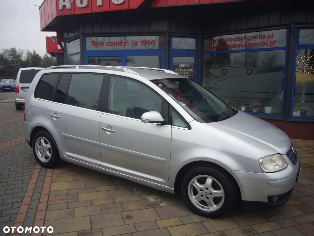 Volkswagen Touran 2.0 TDI DPF Highline - 1