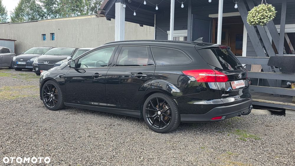 Ford Focus 1.0 EcoBoost Titanium - 3
