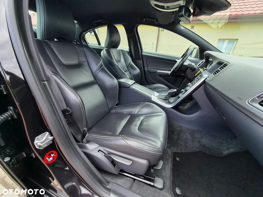 Volvo S60 D4 Drive-E Summum - 25
