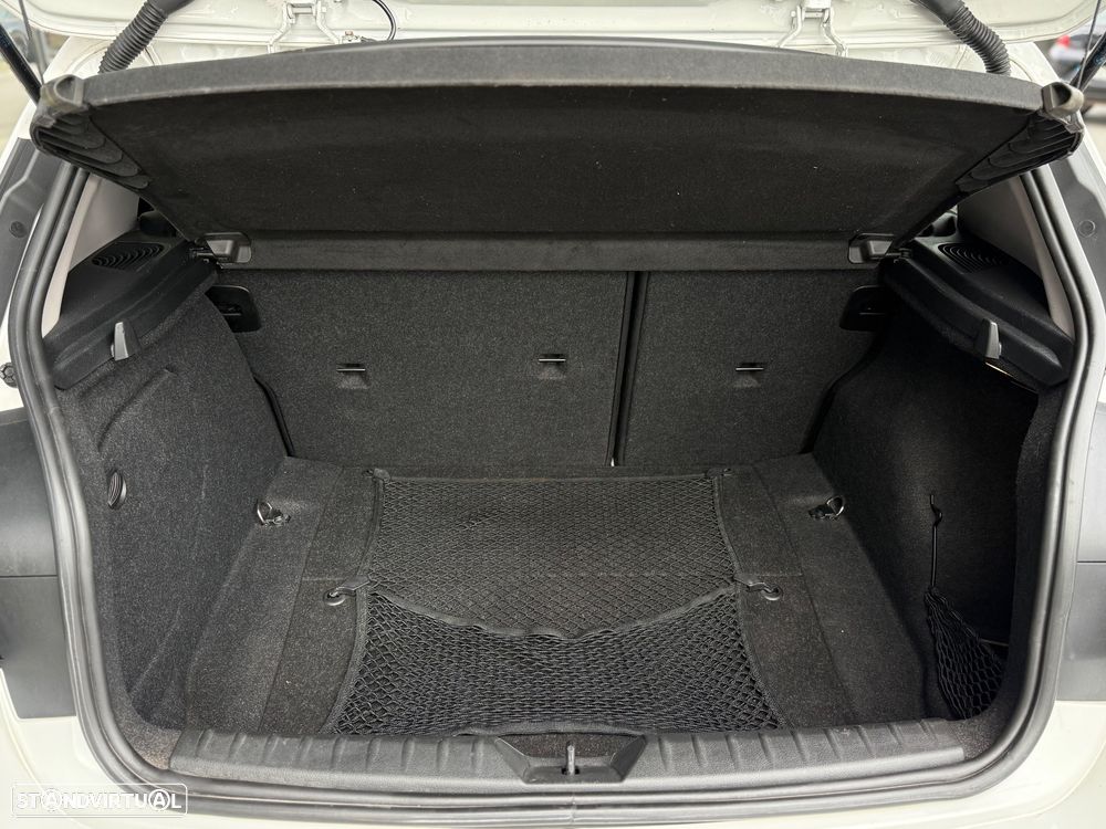 BMW 116 d EfficientDynamics Edition Urban Line - 17