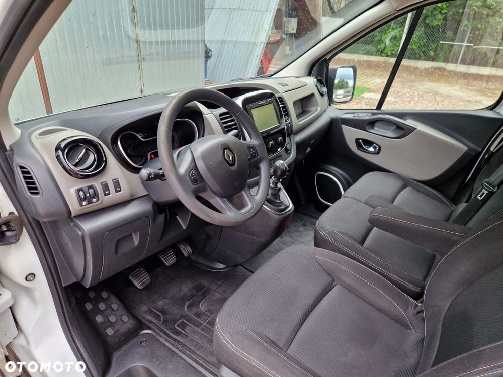 Renault Trafic - 11