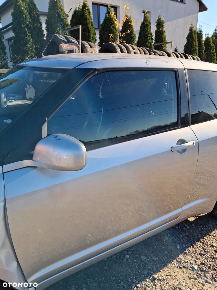 Suzuki Swift 3d 05 drzwi lewe ZCC - 2