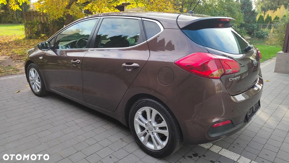 Kia Ceed 1.6 GDI Edition 7 - 14