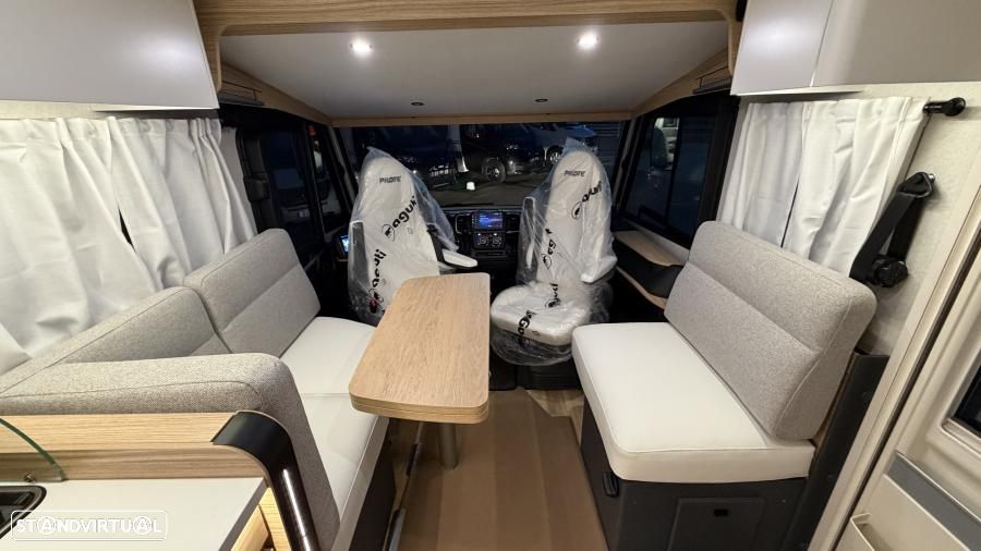 Pilote Galaxy G 720 FC Evidence 180cv automática (NOVA) - 24