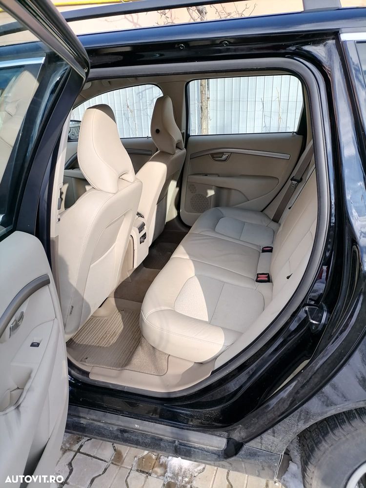 Volvo V70 2.5T Aut. Momentum - 7