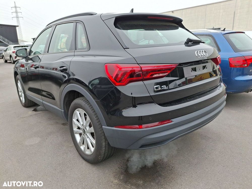 Audi Q3 45 TFSIe S tronic - 3