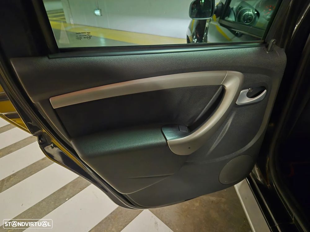 Dacia Duster 1.5 dCi SL Delsey - 29