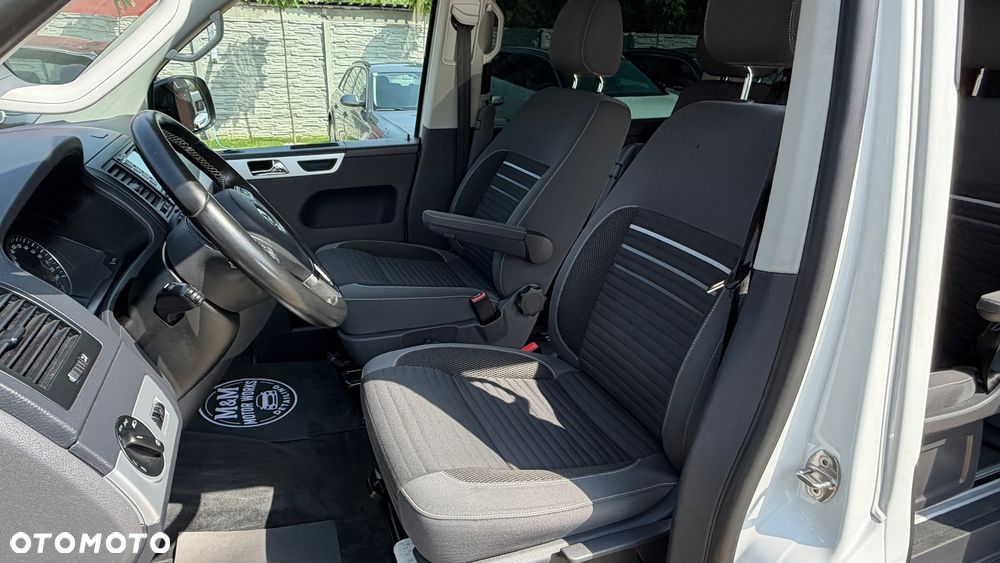 Volkswagen Multivan - 16