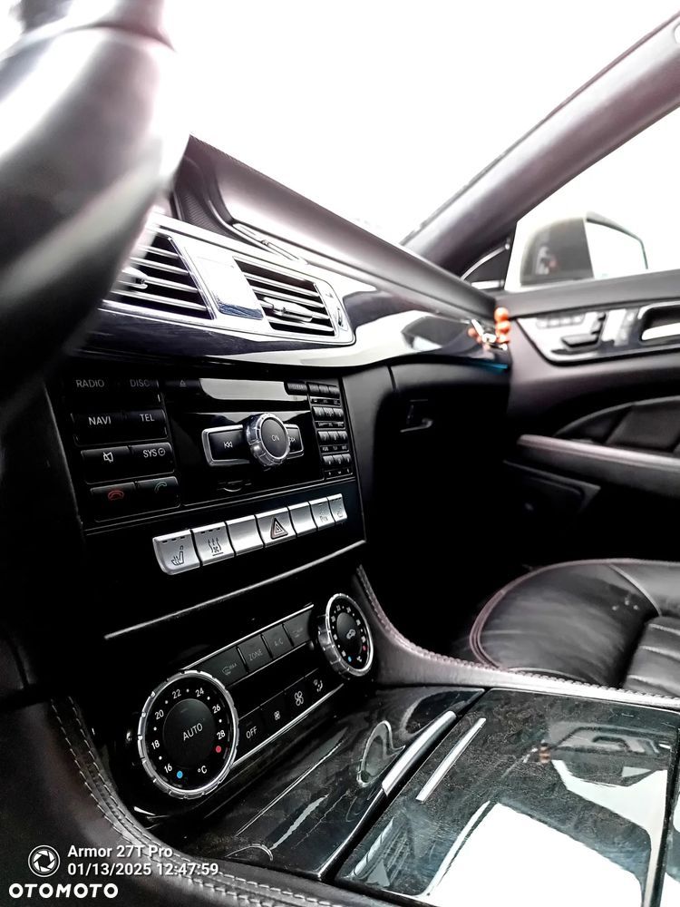 Mercedes-Benz CLS 350 CDI 4-Matic BlueEff - 11