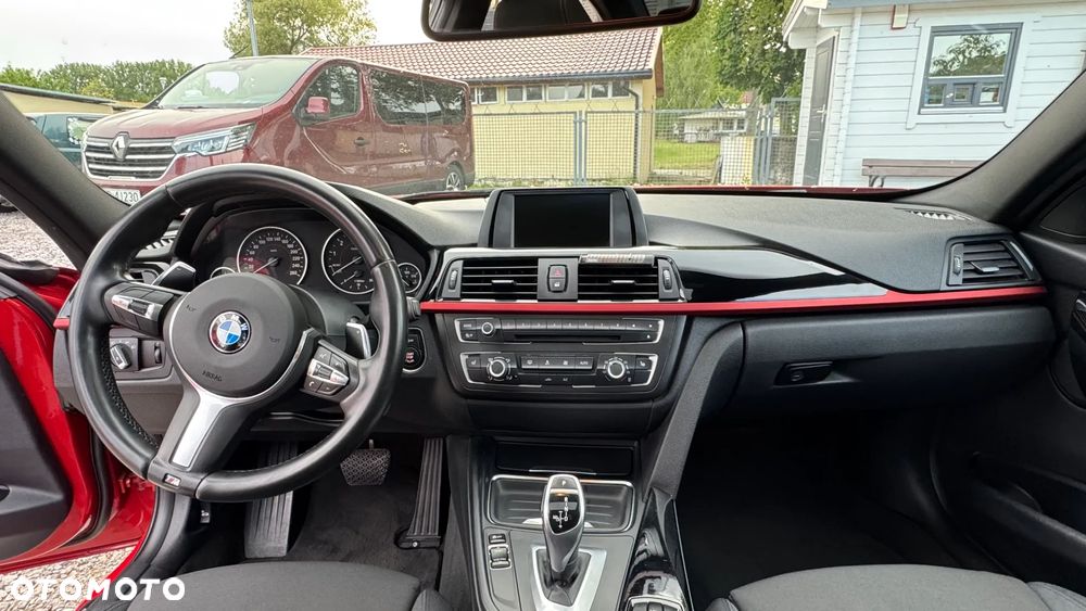 BMW Seria 3 320i Sport Line - 8