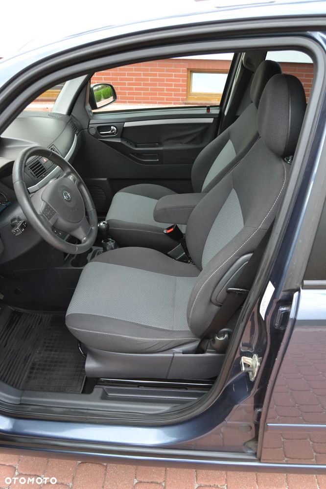 Ford Focus 1.6 TI-VCT Titanium - 24