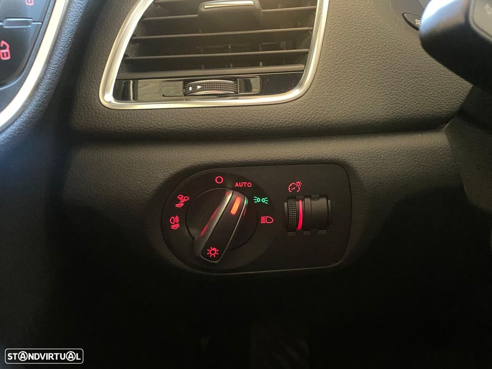 Audi Q3 2.0 TDI quattro S-line S tronic - 23