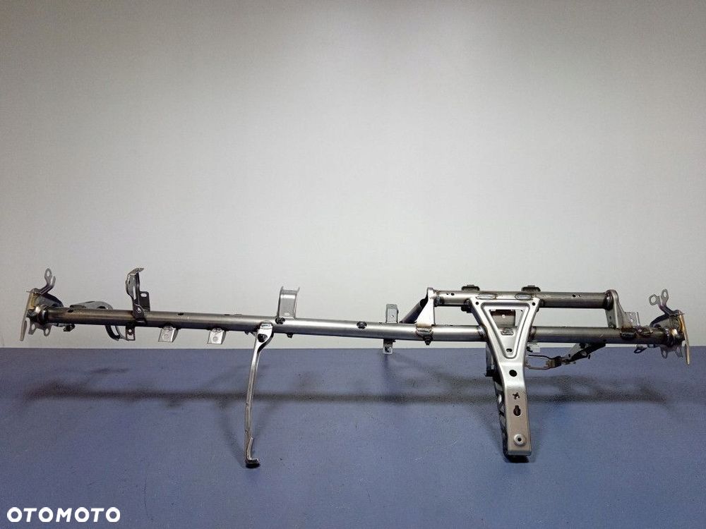 SUZUKI SWIFT MK8 STELAŻ DESKI ROZDZIELCZEJ EU - 2