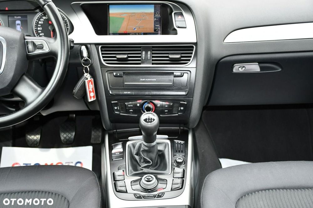 Audi A4 Avant 2.0 TDI - 21