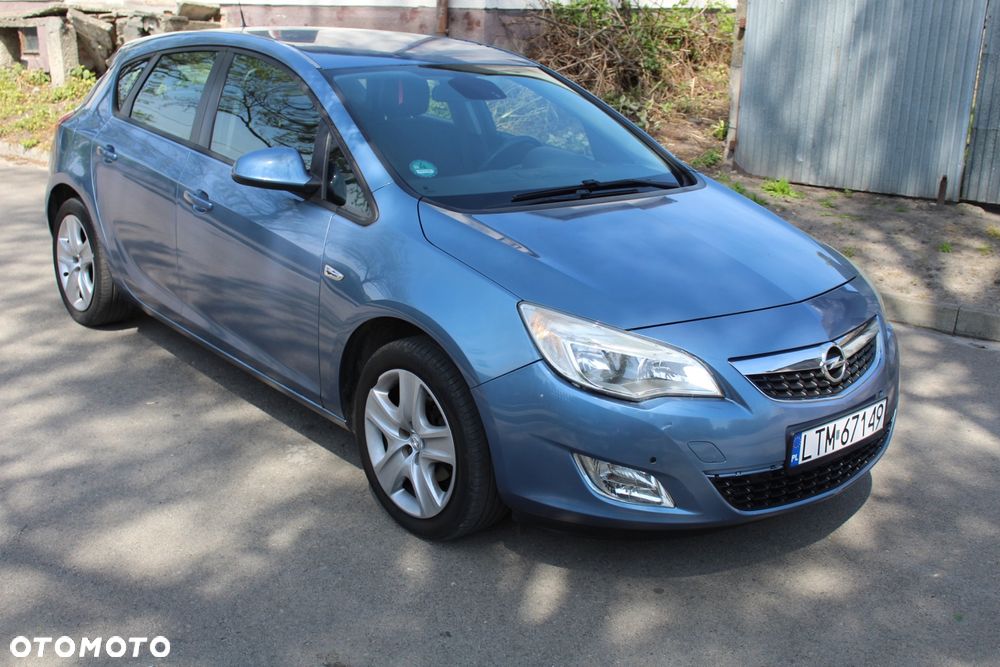 Opel Astra 1.4 Turbo Cosmo - 3