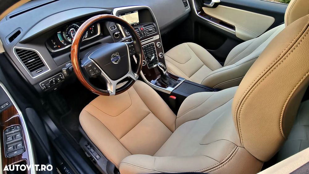 Volvo XC 60 D4 Geartronic Summum - 19