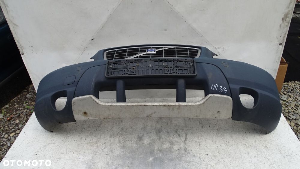 ZDERZAK PRZÓD VOLVO XC70 2.5T - 1