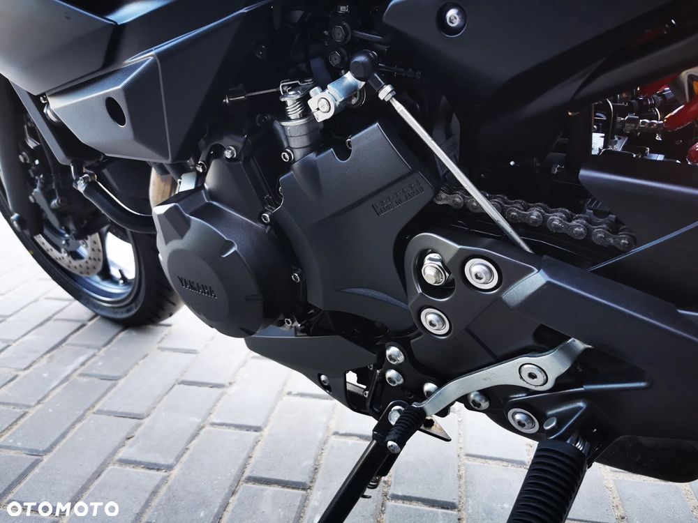 Yamaha XJ - 18