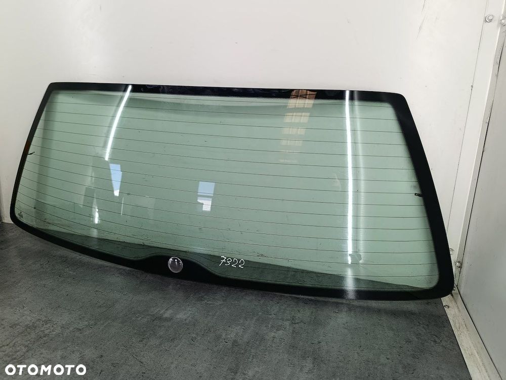 SZYBA KLAPY BAGAZNIKA VW PASSAT B5 FL KOMBI - 3