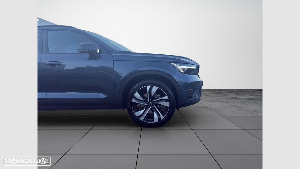 Volvo XC 40 2.0 B3 Plus Dark - 11